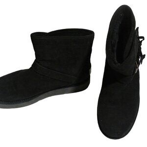 UGG Karisa Size 10 Black Suede Boot with fringe